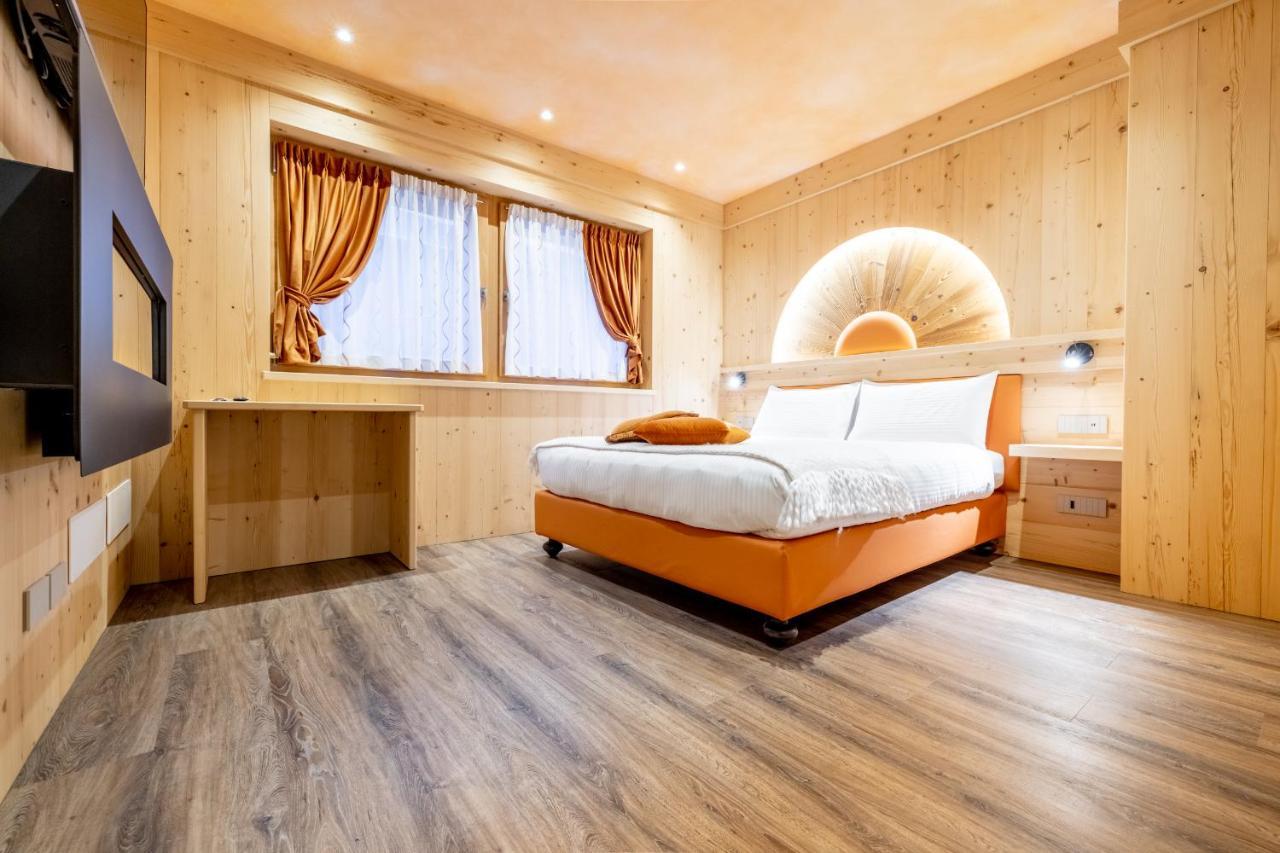Chalet Imbosc'Che - 5 Beautiful Rooms In Charming B&B 利维尼奥 外观 照片