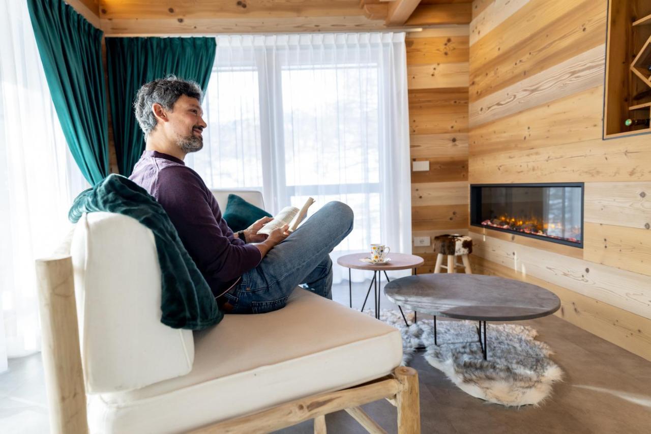 Chalet Imbosc'Che - 5 Beautiful Rooms In Charming B&B 利维尼奥 外观 照片