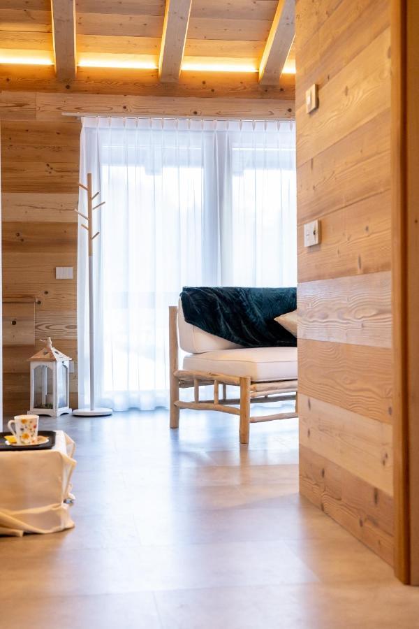Chalet Imbosc'Che - 5 Beautiful Rooms In Charming B&B 利维尼奥 外观 照片